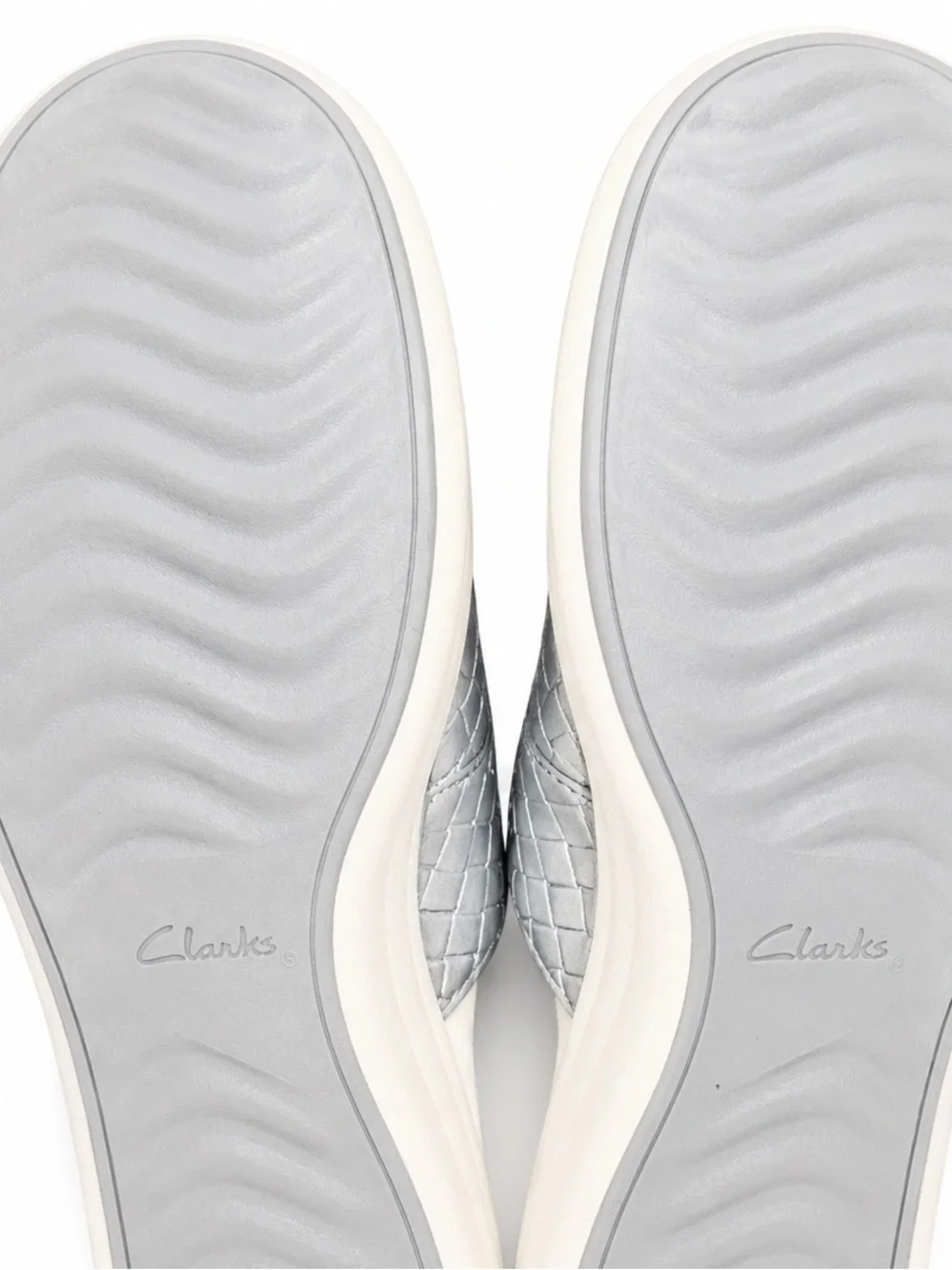 Clarks Cloudsteppers Women's Drift Buckle Slip-On Slide Wedge Sandals Silver 9